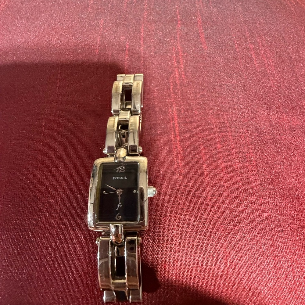 Fossil Black and Silver Women's Watch - Picture 9 of 9